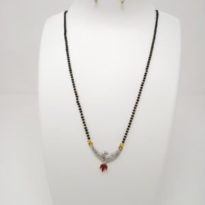simple and latest jewelary set with earrings