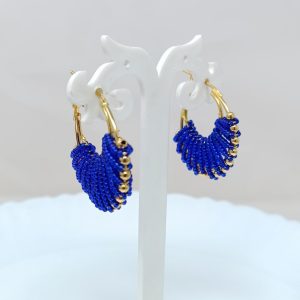 pearl earrings blue