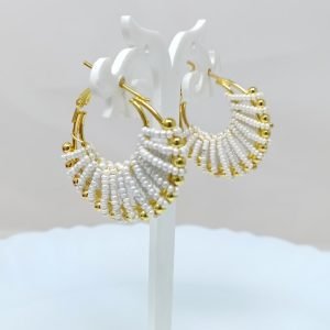 pearl earrings white