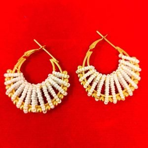 pearl earrings white
