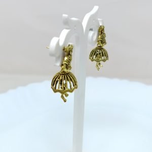 women figure earrings
