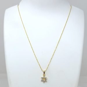 flower shape pendent necklace
