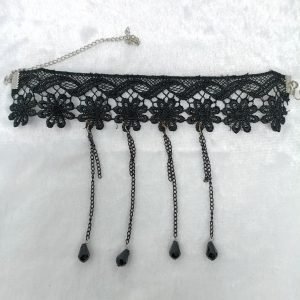 flower shaped choker necklace