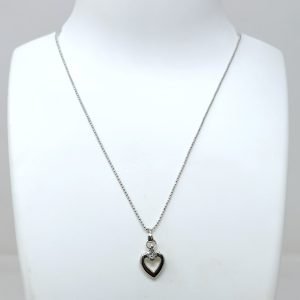 heart pendant necklace