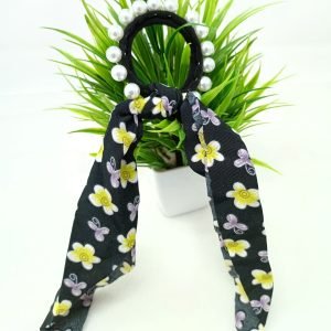 pearl studded flower printed ponytail holder black