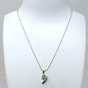 pendant necklace curve