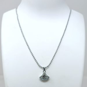 pendent shape triangle