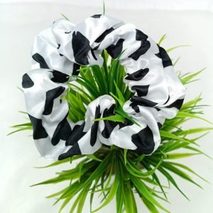 polka dot scrunchies rubber band white