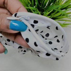 printed zip pocket scrunchies dot white