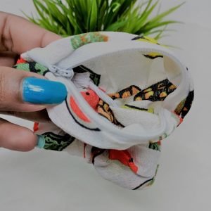 printed zip pocket scrunchies white