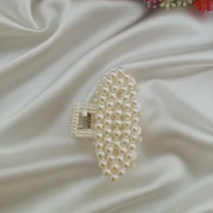 Oval Pearl Clutchers for Hair, Hair Claw Clips, hair clips for women, girls latest hair Accessories for Women Stylish hairpin