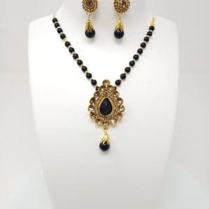 black stone moti imitation jewelery set