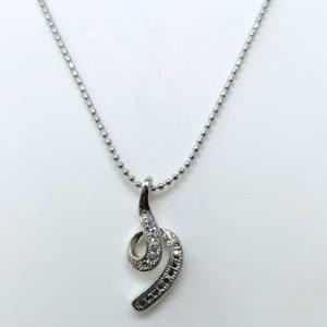 pendant necklace curve