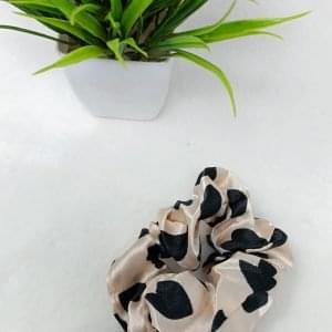 polka dot scrunchies rubber band pink
