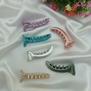 6 multicolor banana clips