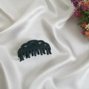 mediium size matte hair claw clutcher 8