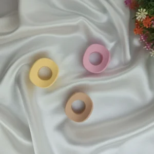 small szise circular matte claw